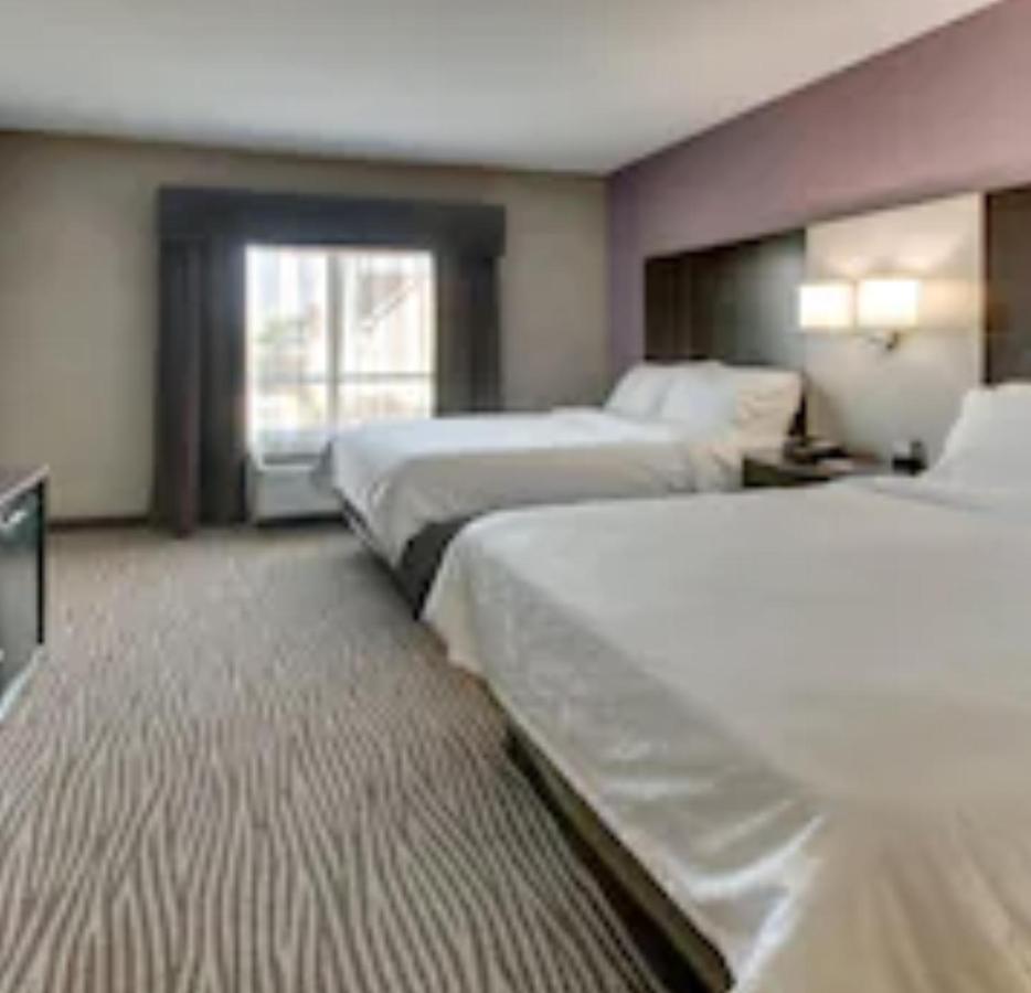 Holiday Inn Express & Suites Cheektowaga North East By Ihg Exterior photo