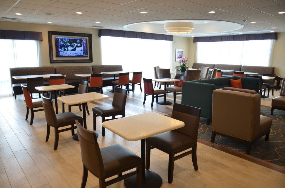 Holiday Inn Express & Suites Cheektowaga North East By Ihg Exterior photo